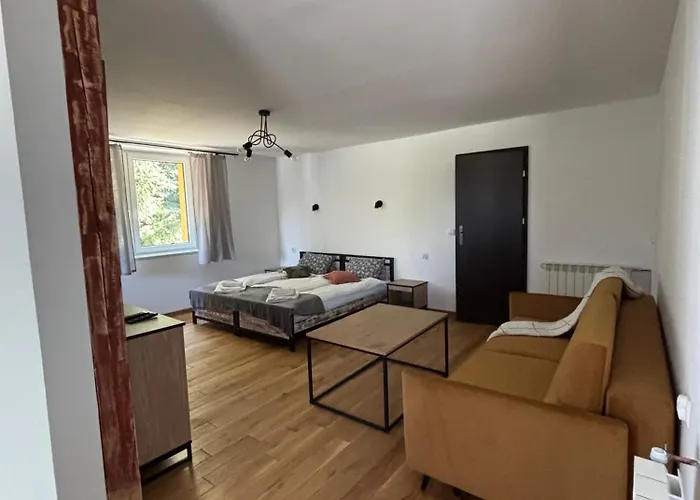 Guest house Port Jablonka 3*